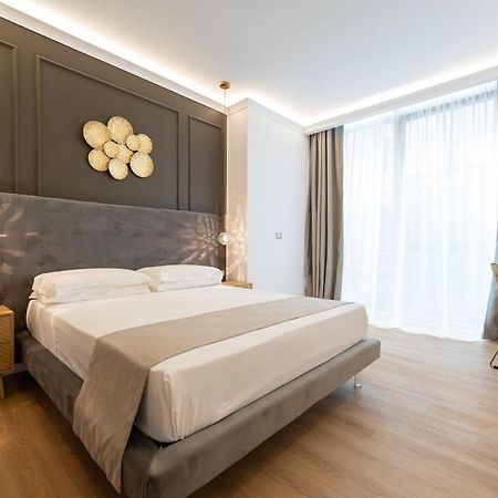Toledo Relais Suites - By Pera Rooms Collection Naples Luaran gambar